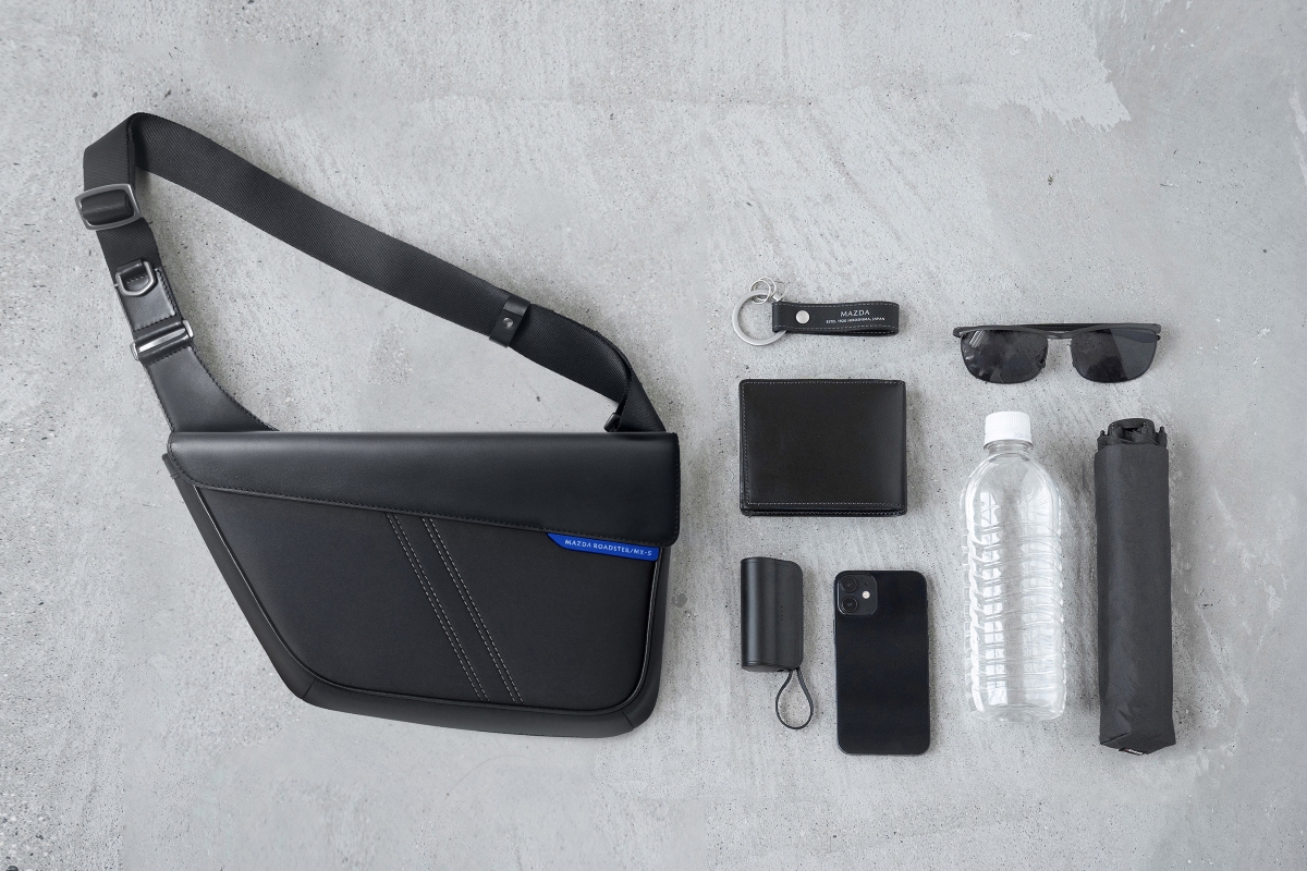 ROADSTER クロスボディバッグ BLACK/BLUE