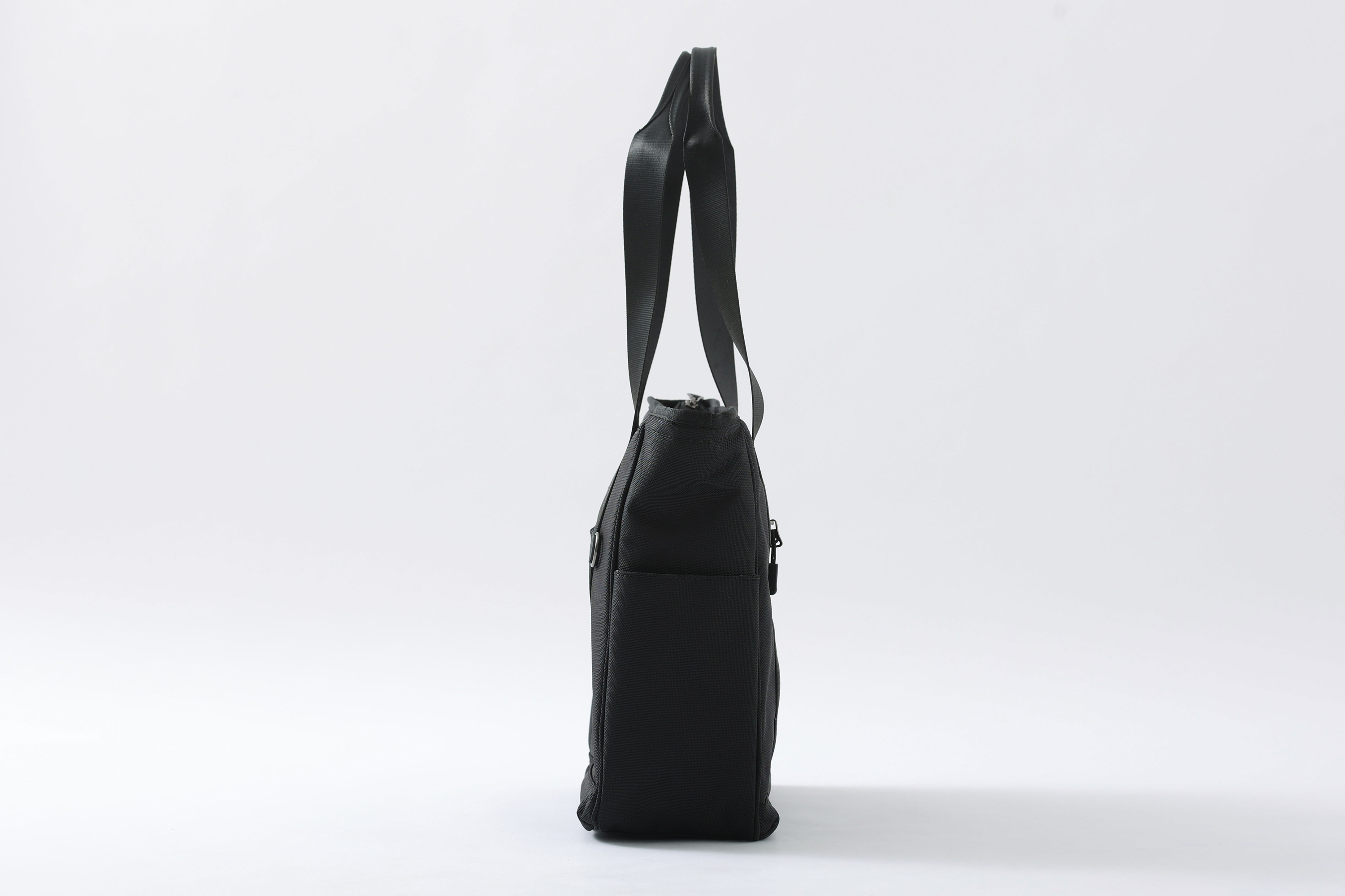 h.naoto ガーメントバッグ ロゴプリント レア MAZDA ACTIVE ロゴトートバッグ｜MAZDA COLLECTION ONLINE SHOP